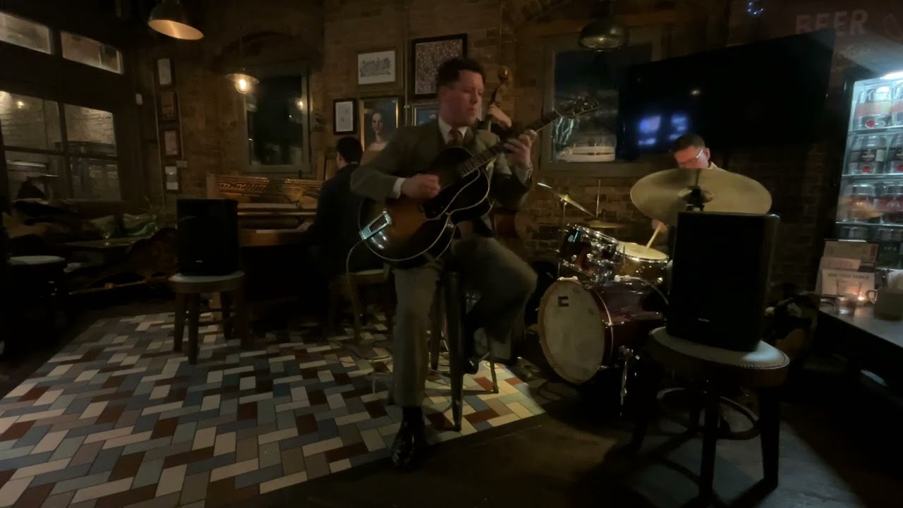 Honey Boulton delivers a jazz guitar masterclass performing bassist Sam Jone’s ‘Unit 7’ at the NLJC