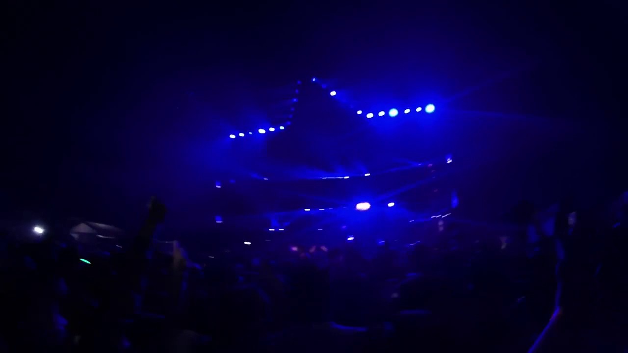 Dimitri Vegas & Like Mike - Que Le Pasa a Lupita