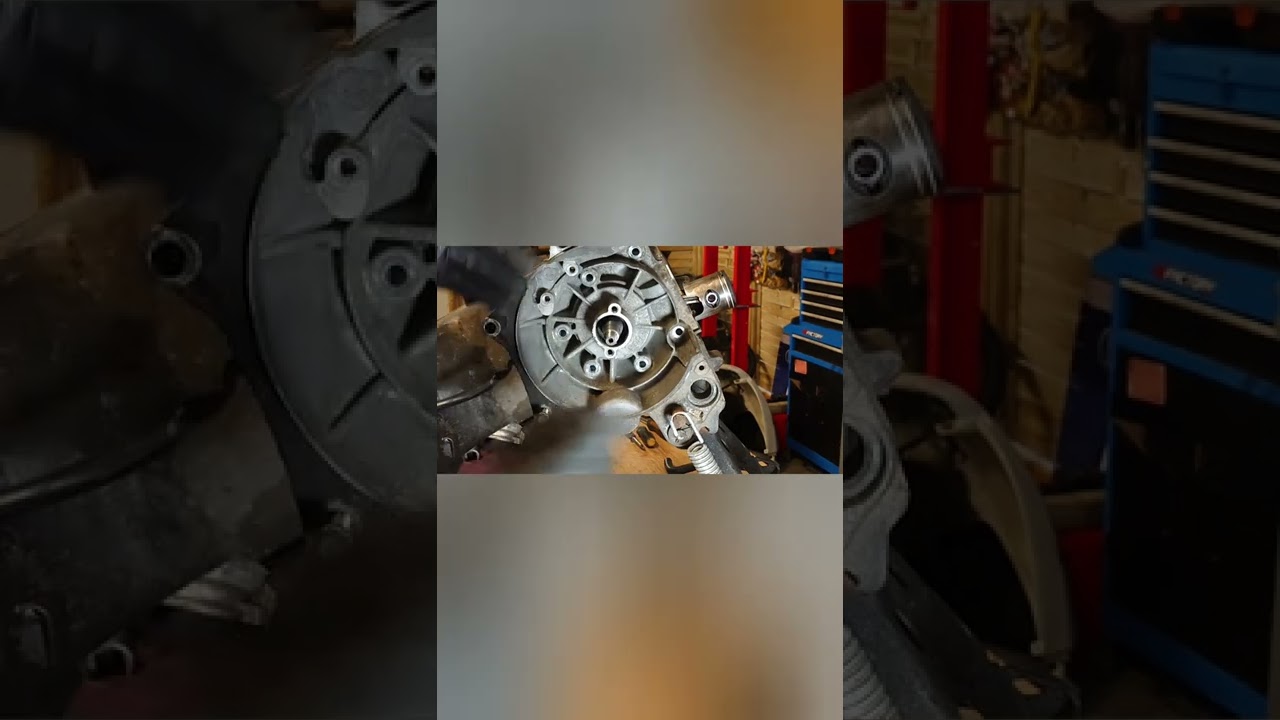 Peugeot vivacity 3 changement des roulements de vilebrequin et cylindre piston
