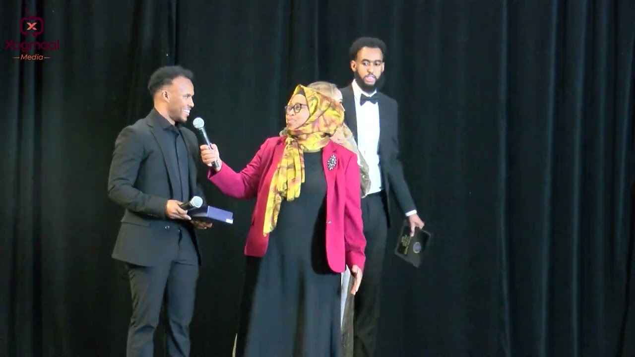 Nimcaan Hilaac oo la Guddoonsiiyey fanaanka wadaniga somali hero awards 2025