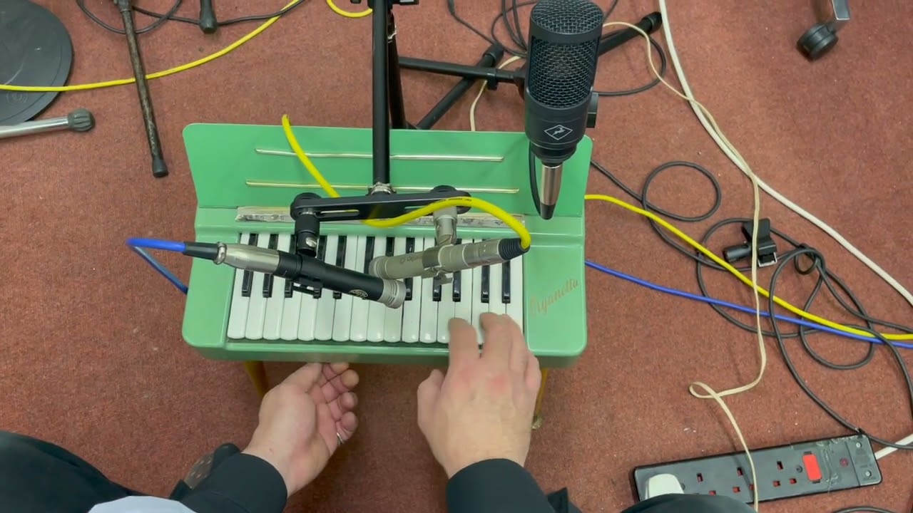 1958 Hohner Organetta Demonstration