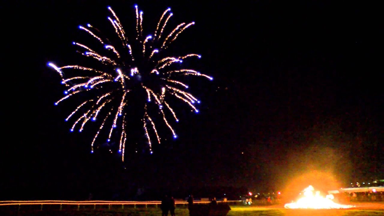 Warwick Town Bonfire - 'Seen' Episode 4