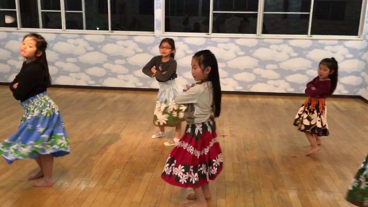 山梨県都留市のフラダンス教室　ケイキフラ（キッズフラ）先生は　まさよしの妹