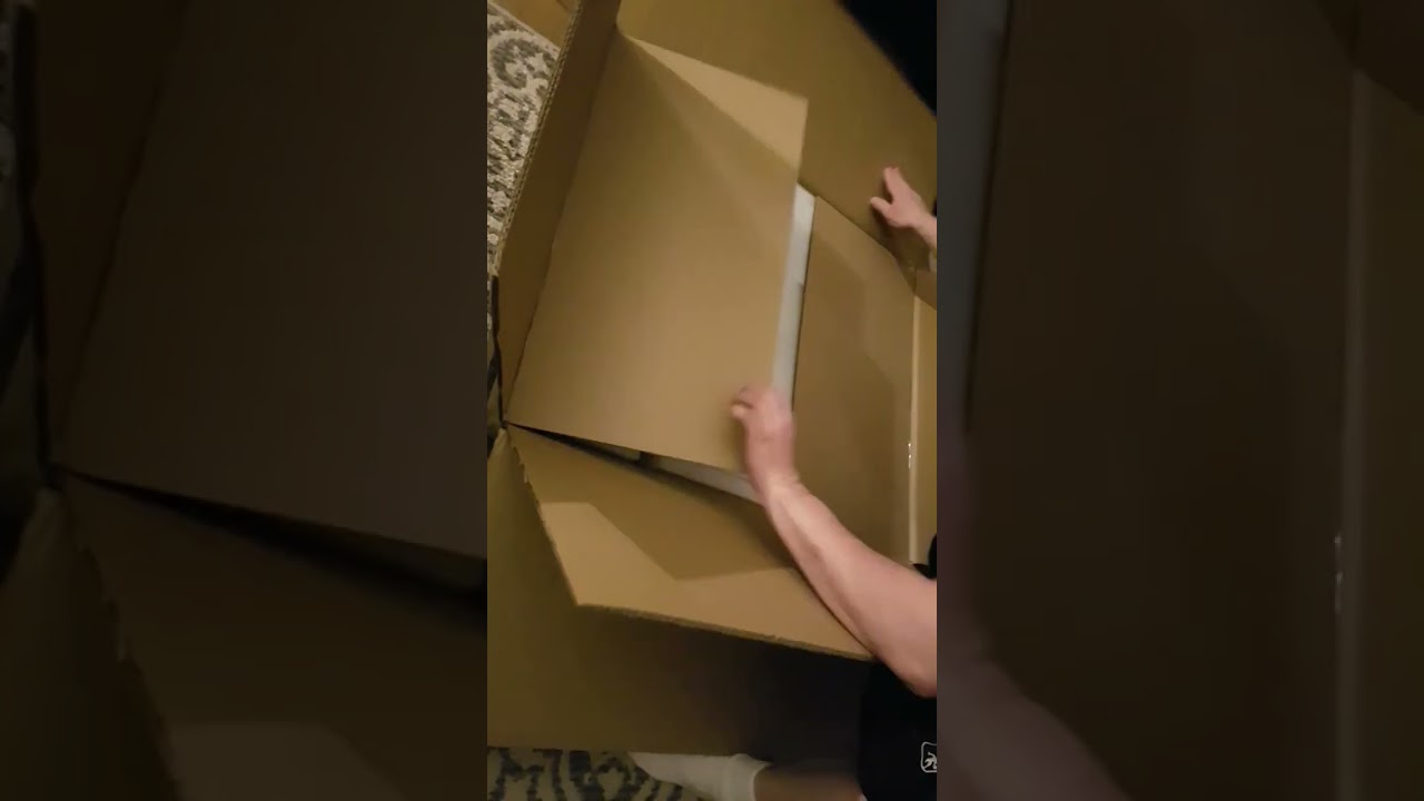 Hyphotonflux HPF4000 LED Grow Light Opening New Brighter Leds for my legal indoor cannabis garden