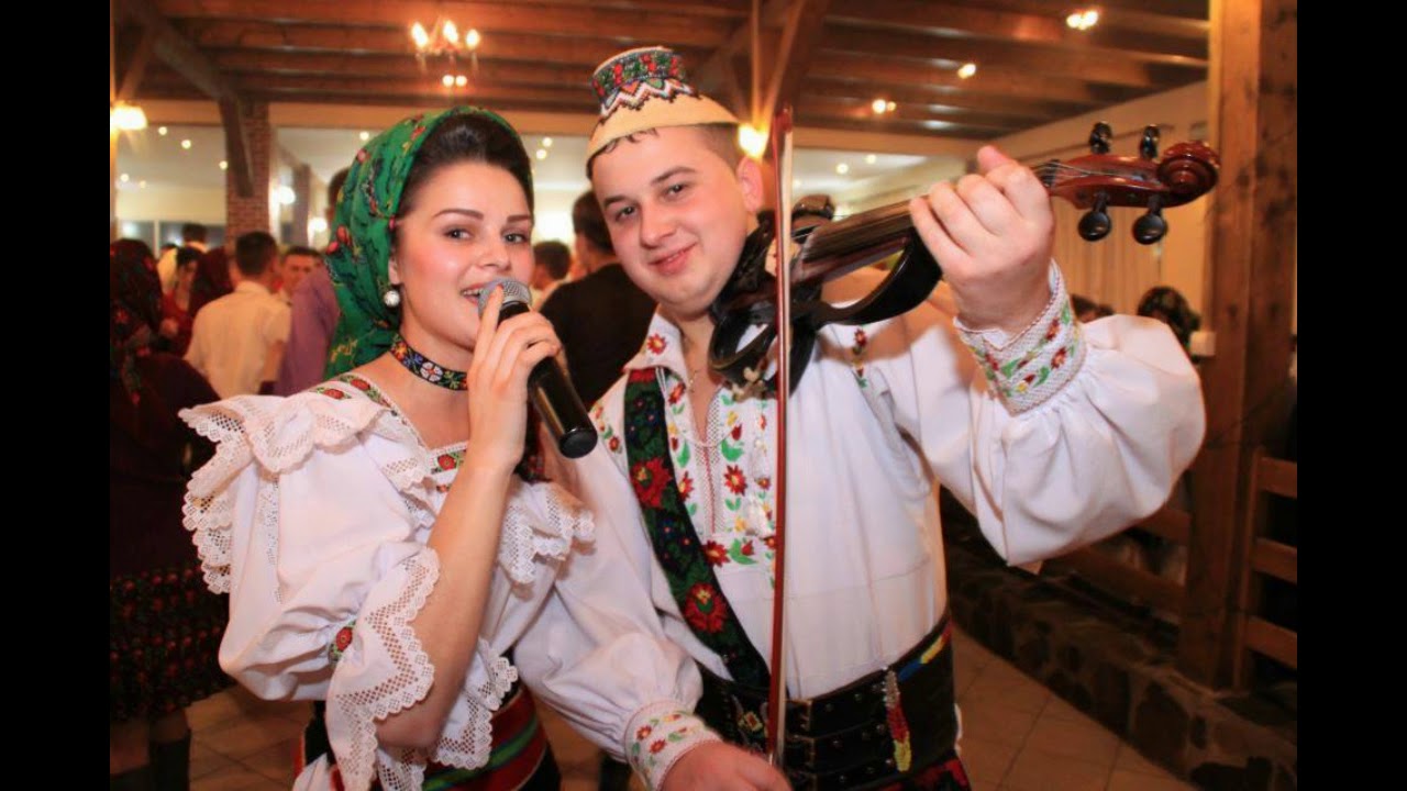 Amalia Ursu si Vasilica Ceterasu - Colaj cantece de joc din Maramures