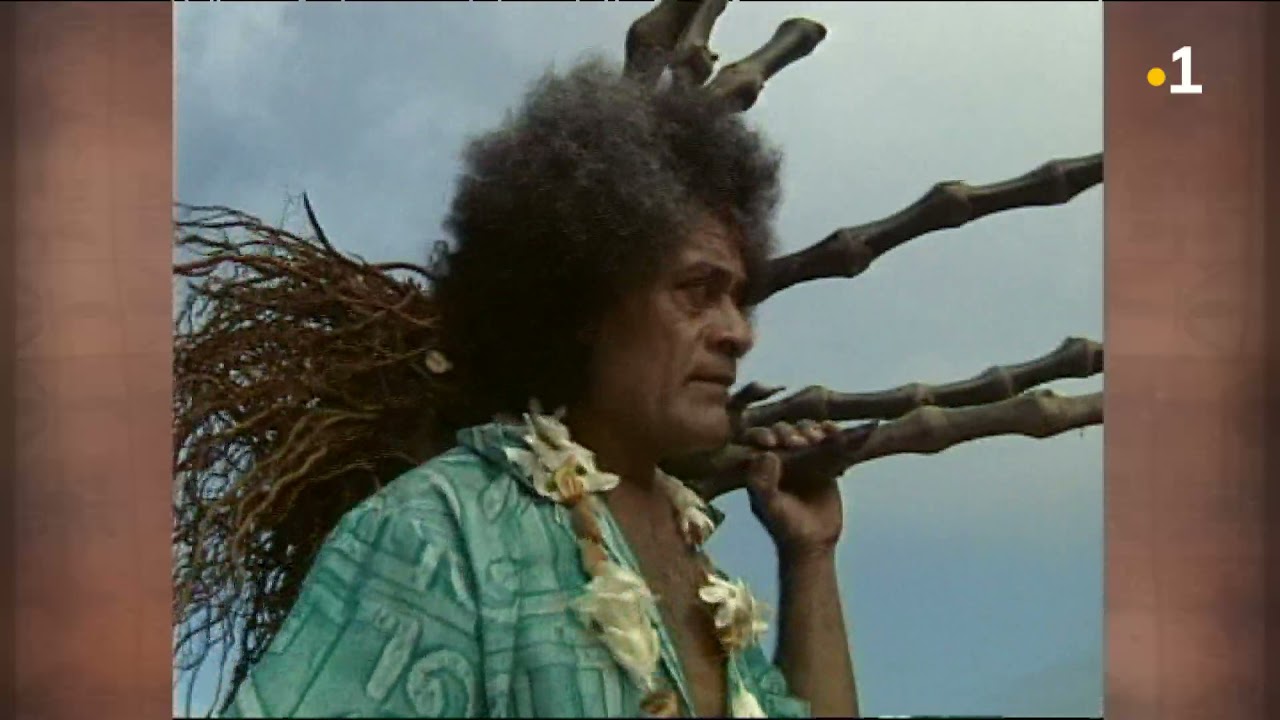 TALANOA: Manatu'i (Intronisation Roi de Alo 1997)