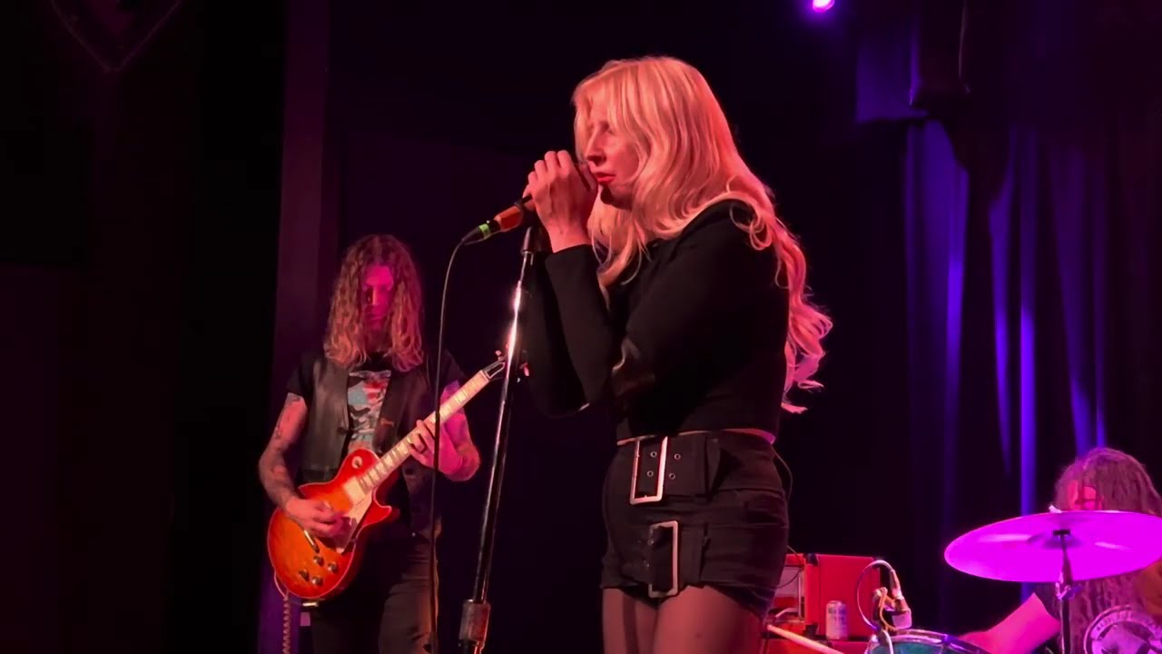Electric Citizen &ndash; Moss, Live at the Reverb Lounge, Omaha, NE (10/23/2025)