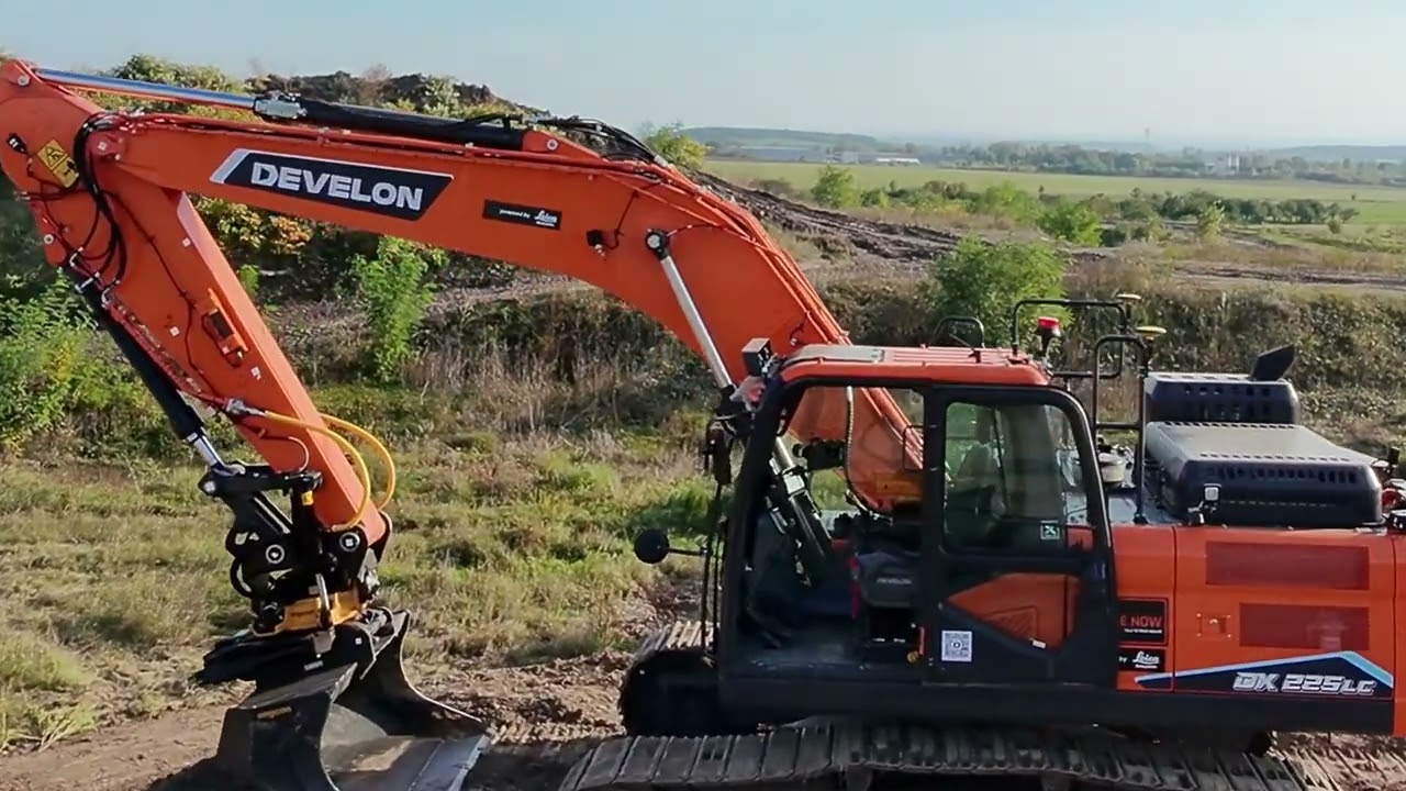 Leica Geosystems announce 3D machine control collaboration with Develon