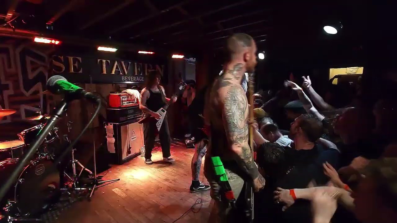 CANCER BATS - HAIL DESTROYER ( Live in Halifax)