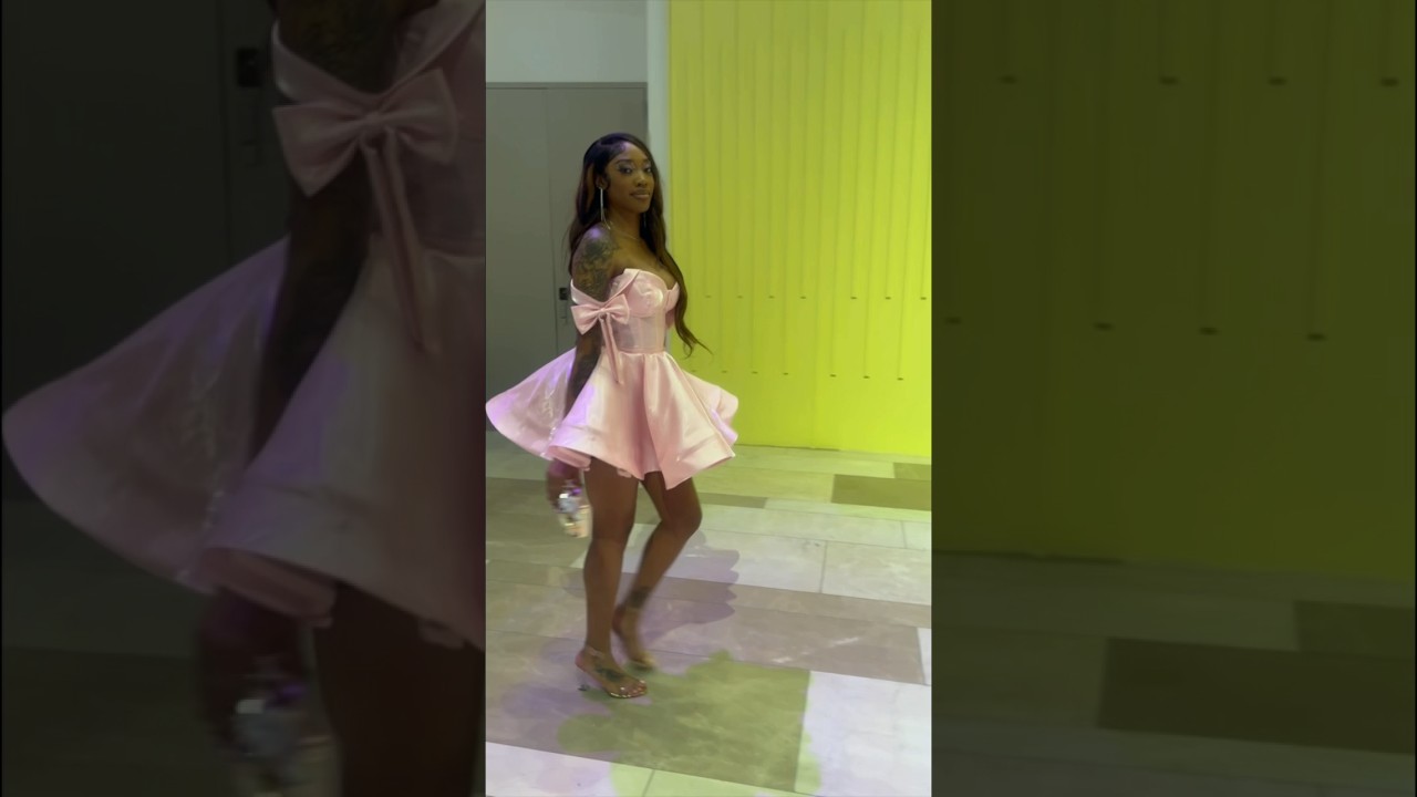 Make my custom birthday dress with me. Corset & Circle skirt. Full tutorial on my channel  #sewing