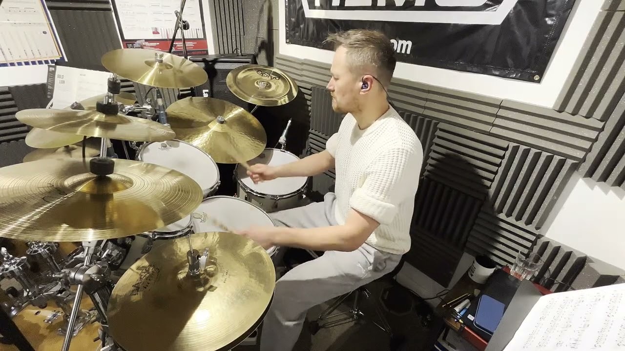 Submarine - Gregg Bissonette -Drum cover by Stuart Smith