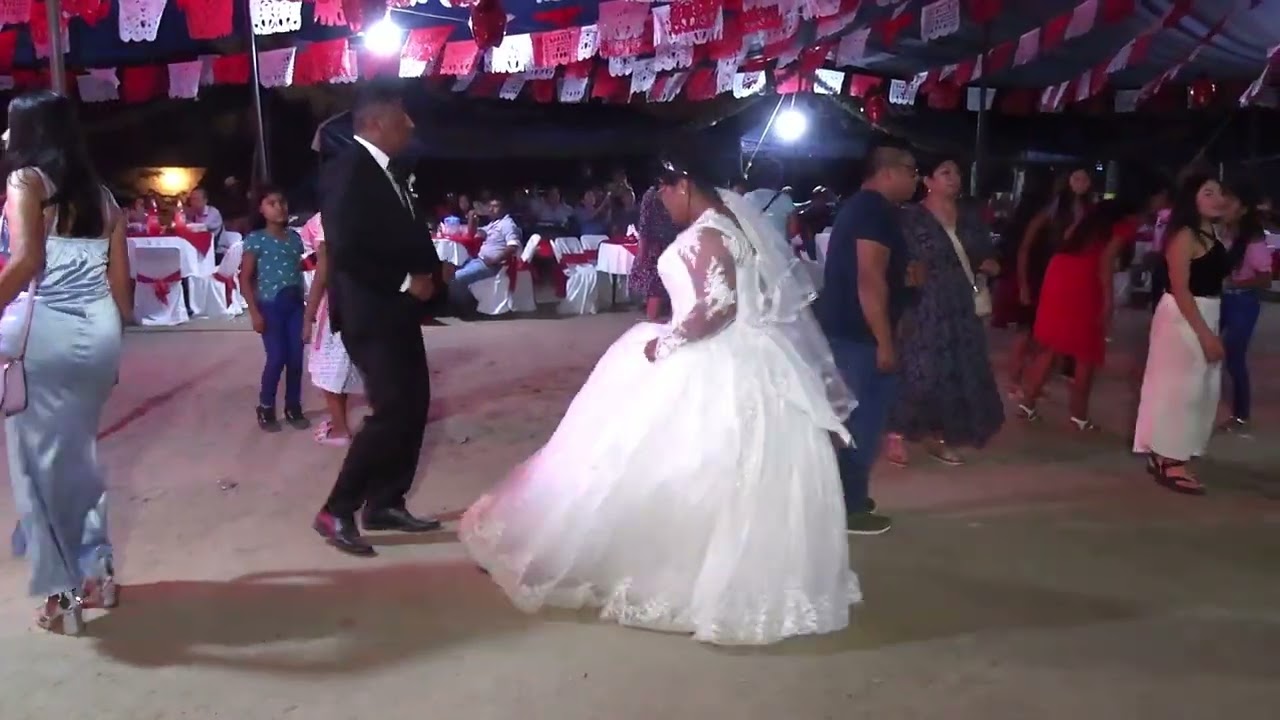BODA DE CARLOS Y FELI  . 2