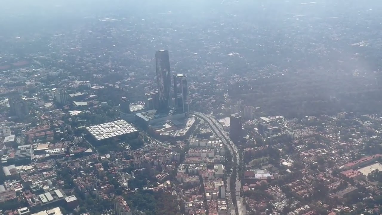 Aproximación y aterrizaje 🛬 en AICM en día muy contaminado 😔 Vuelo LIM-MEX Volaris Airbus A320neo