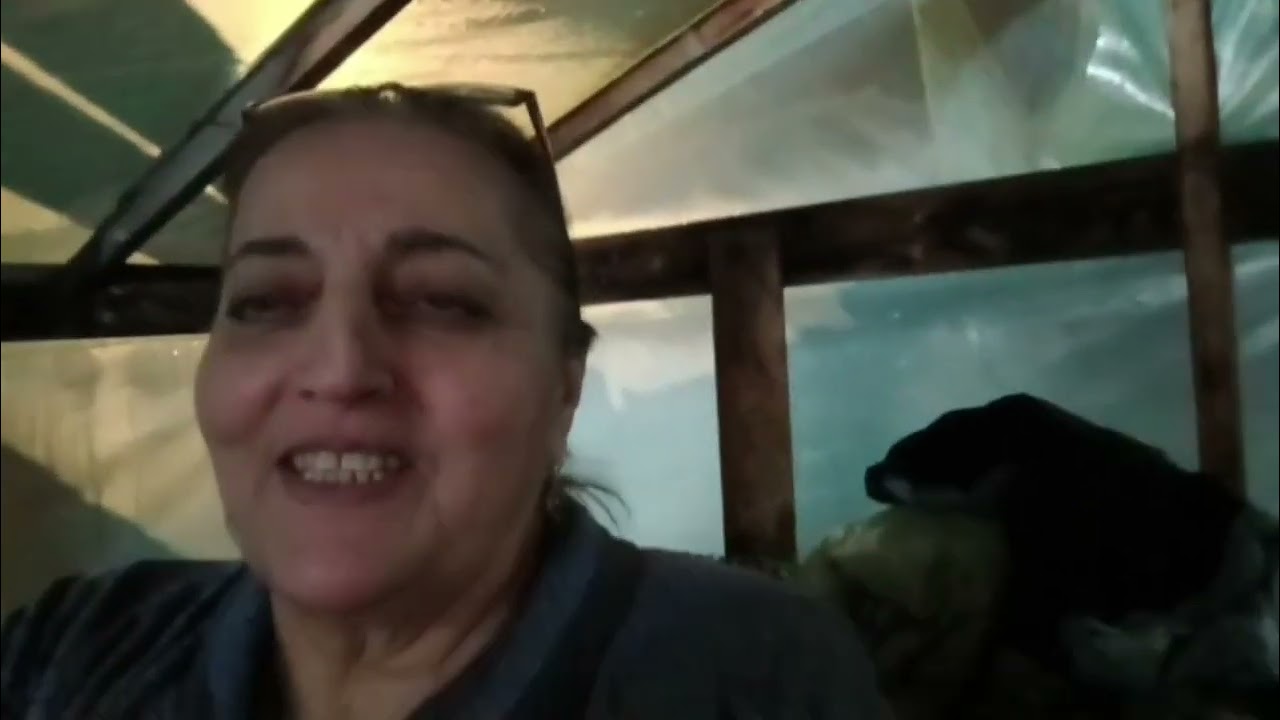 Ցանեցինք  `  բոլոր տեսակի պղպեղների սերմերը ,   լոլիկի սերմերը և սմբուկի սերմերը ։ 👌