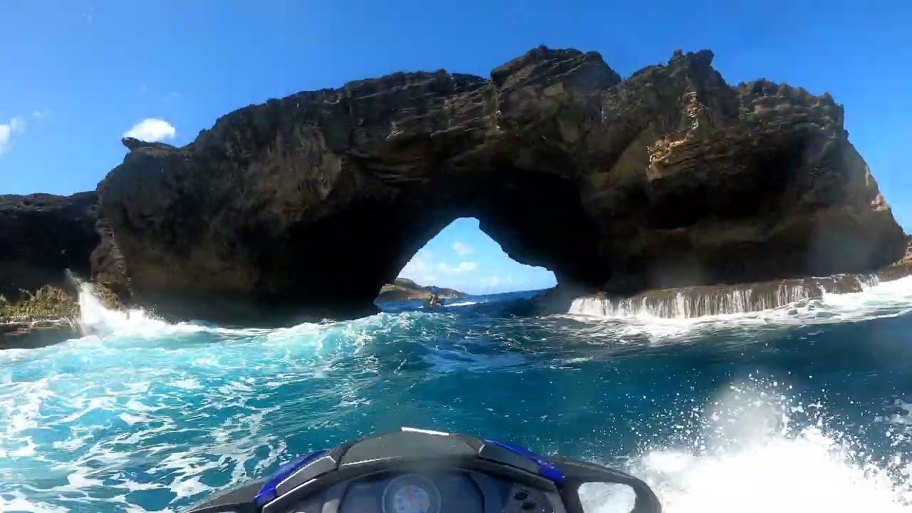 VISITAMOS LAS PLAYAS MAS CRISTALINAS Y SOLITARIAS DEL NORTE DE PR🇵🇷EN JET SKI, TIENES QUE VERLAS🏝