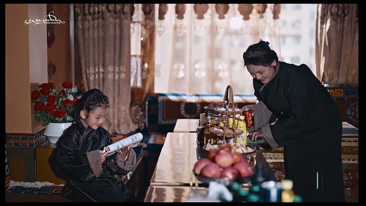 སྙན་གྲགས་ཅན་གྱི་བུ་མོ་ཆུང་ཆུང་བསོད་ནམས་དཔལ་མཚོ་དང་ཨ་མ་བཀྲ་ཤིས་ལྷ་མོ་གཉིས་གཞས་གསར་པ།།