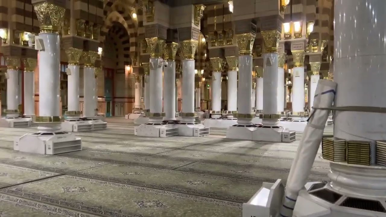 #IslamicShorts#NaatShorts#HeartTouchingNaat#BeautifulNaat#MadinaVibes#MadinaNaat#NaatSharif#naat 