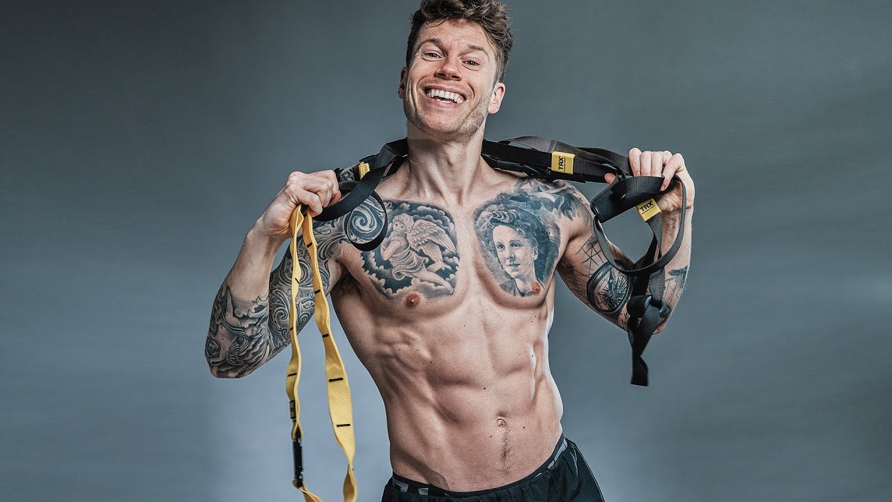 3 лучших упражнения TRX для полного развития плеч (тренировка с использованием подвесных петель д...
