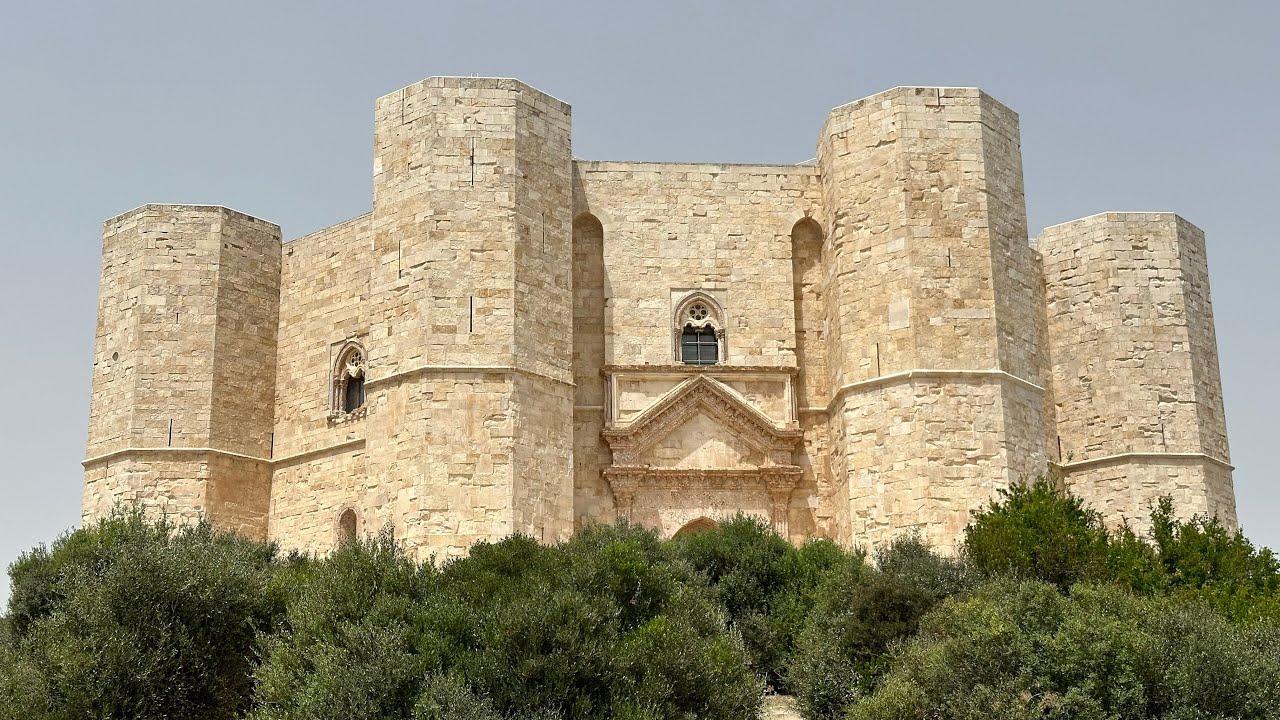 Castel del Monte Tour - Andria, Puglia Italy (4K) 🇮🇹