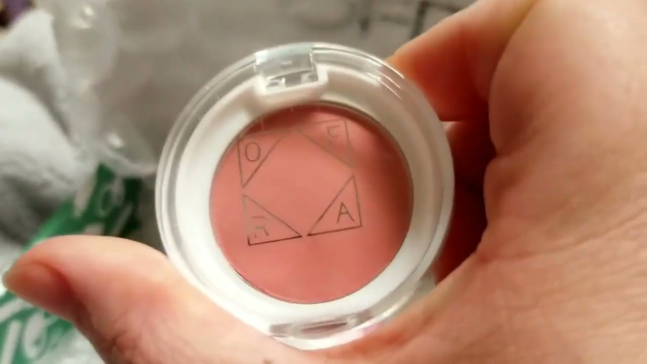 Ofra Mystery Box March 2022