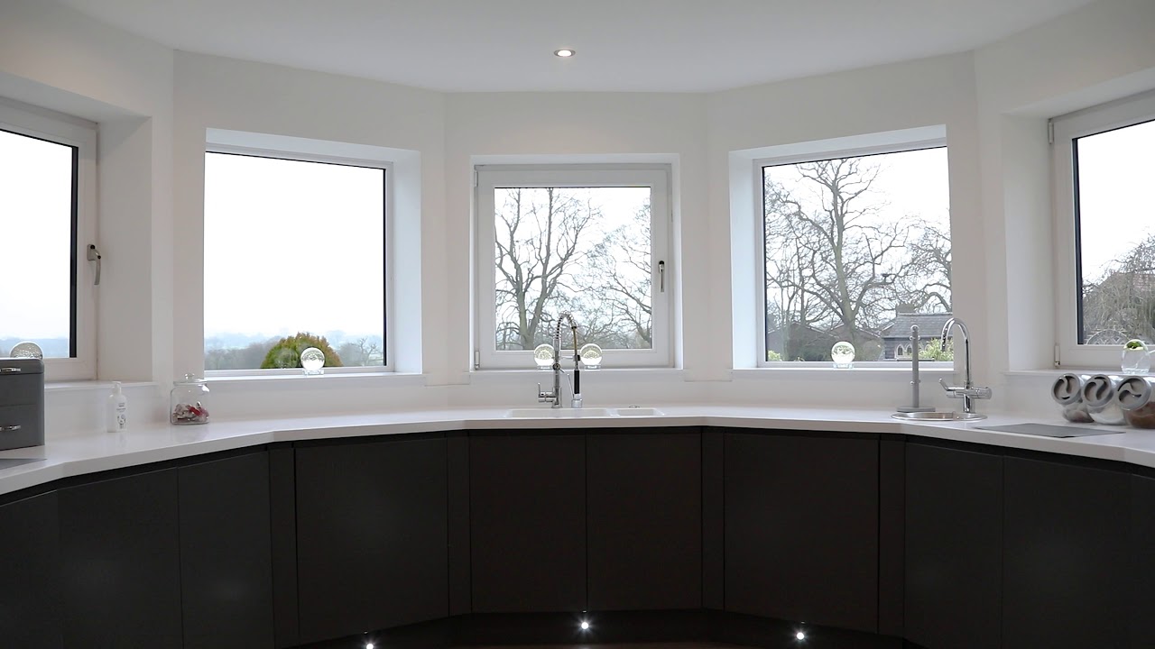 Real Customer Kitchens Video Review - Julie from West Yorkshire