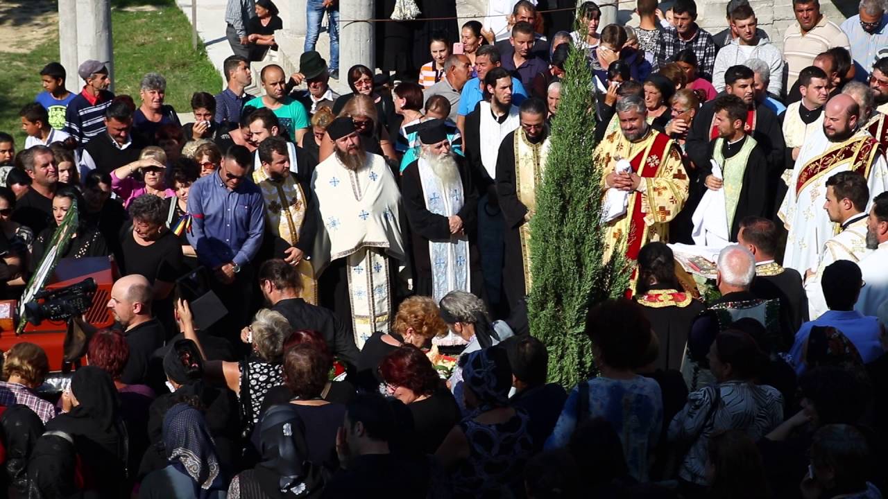 Moment emotionant la inmormantarea artistului Aurelian Ion Preda-Dervent 2016