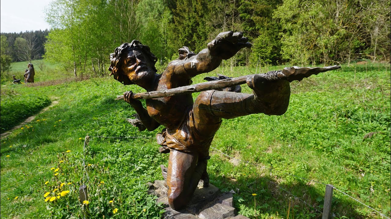 Kettensägen -Kunst Blockhausen #kettensäge #husqvarna #teamsasgu #sasgu