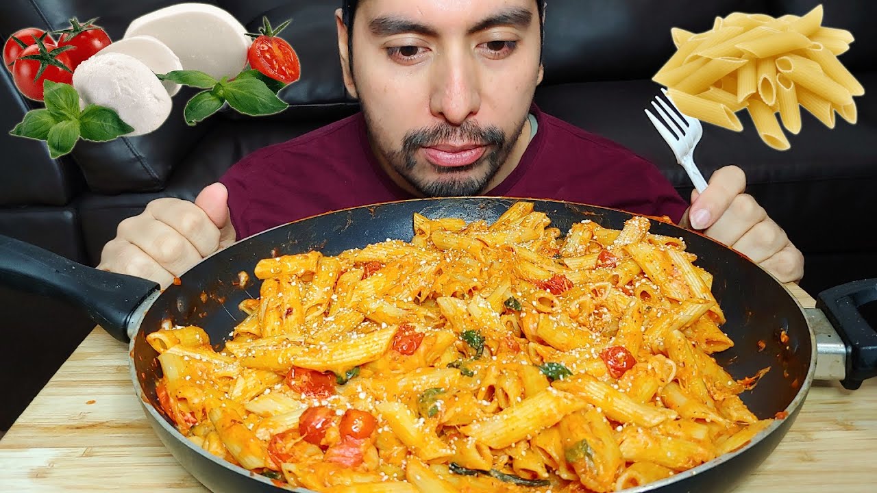 HUGE HOMEMADE CHEESY PASTA (PENNE), MOZZARELLA, CHERRY TOMATOES BASIL MUKBANG EATING SHOW