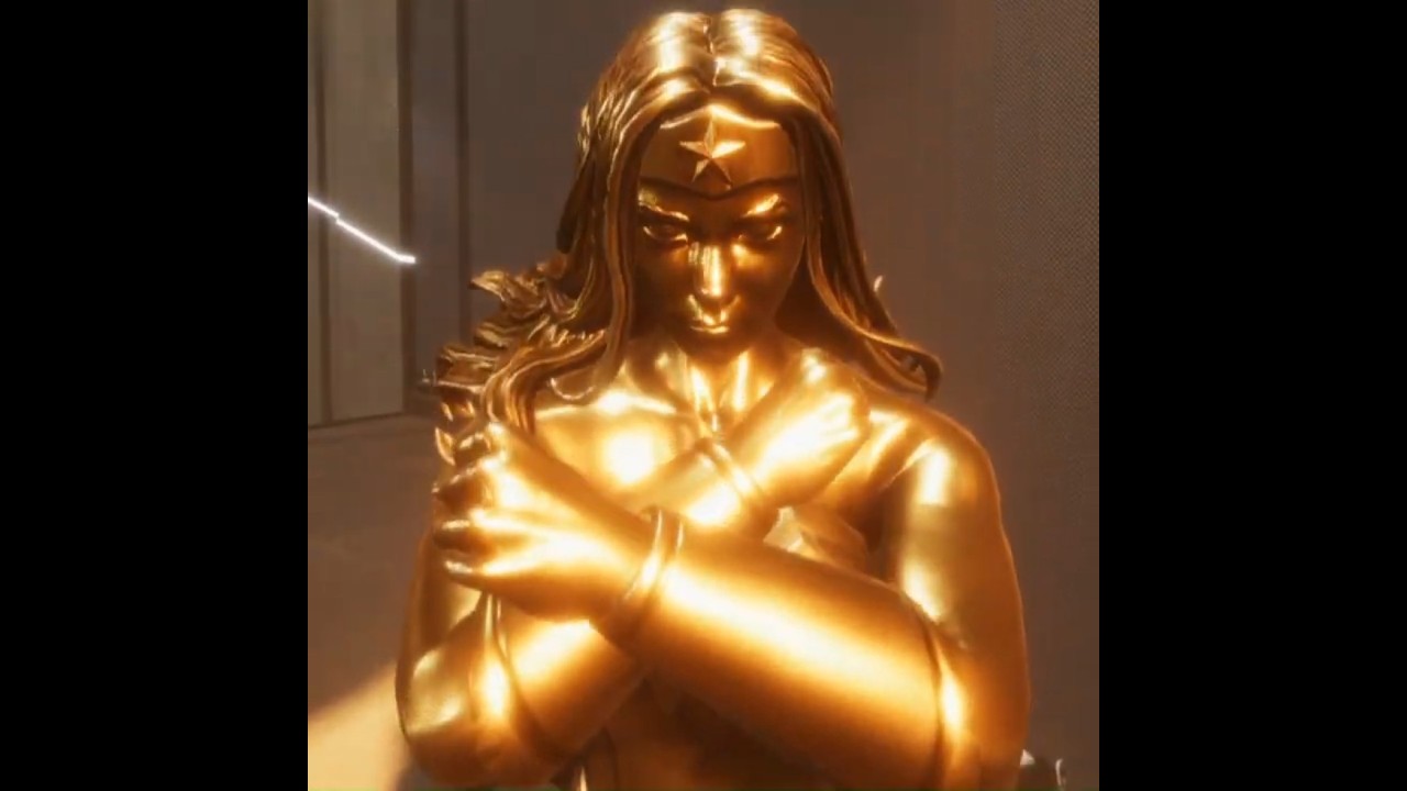 McFarlane Toys - Gold Wonder Woman - Exotic - DC Digital Drop  