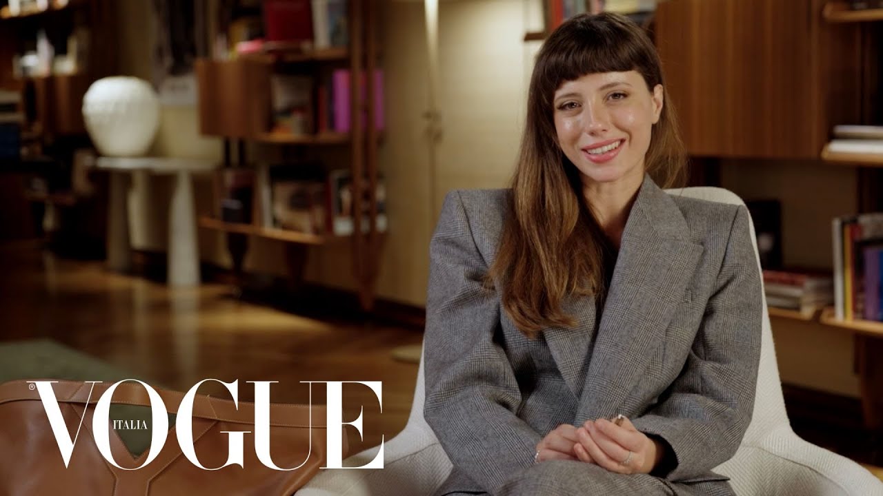 Celeste Dalla Porta rivela cosa custodisce nella sua borsa | In The Bag | Vogue Italia