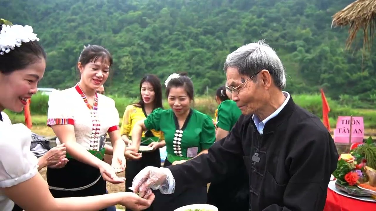 LỄ HỘI KIN LẨU KHẨU MẨU X&Atilde; PHONG THỔ NĂM 2025.