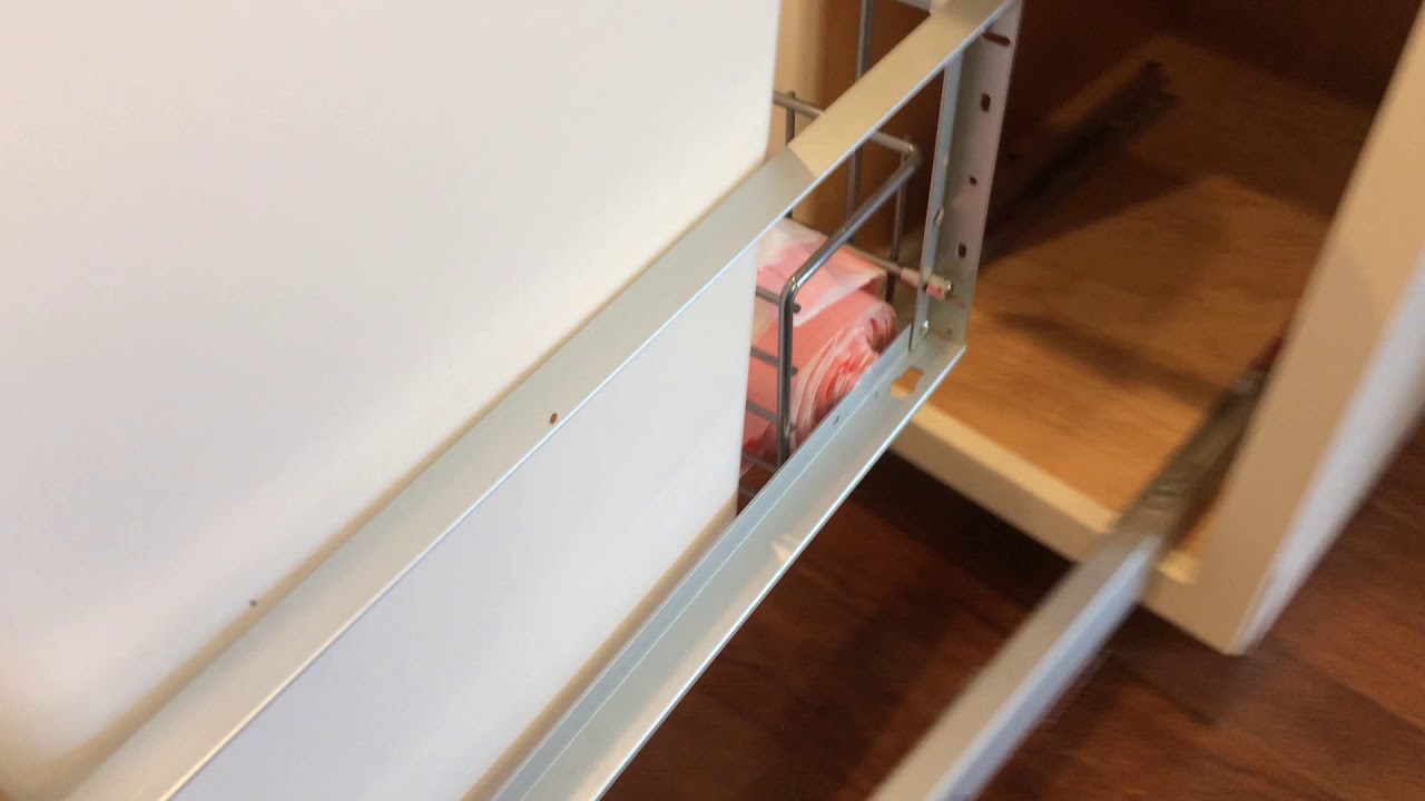 How to remove your trash pullout drawer