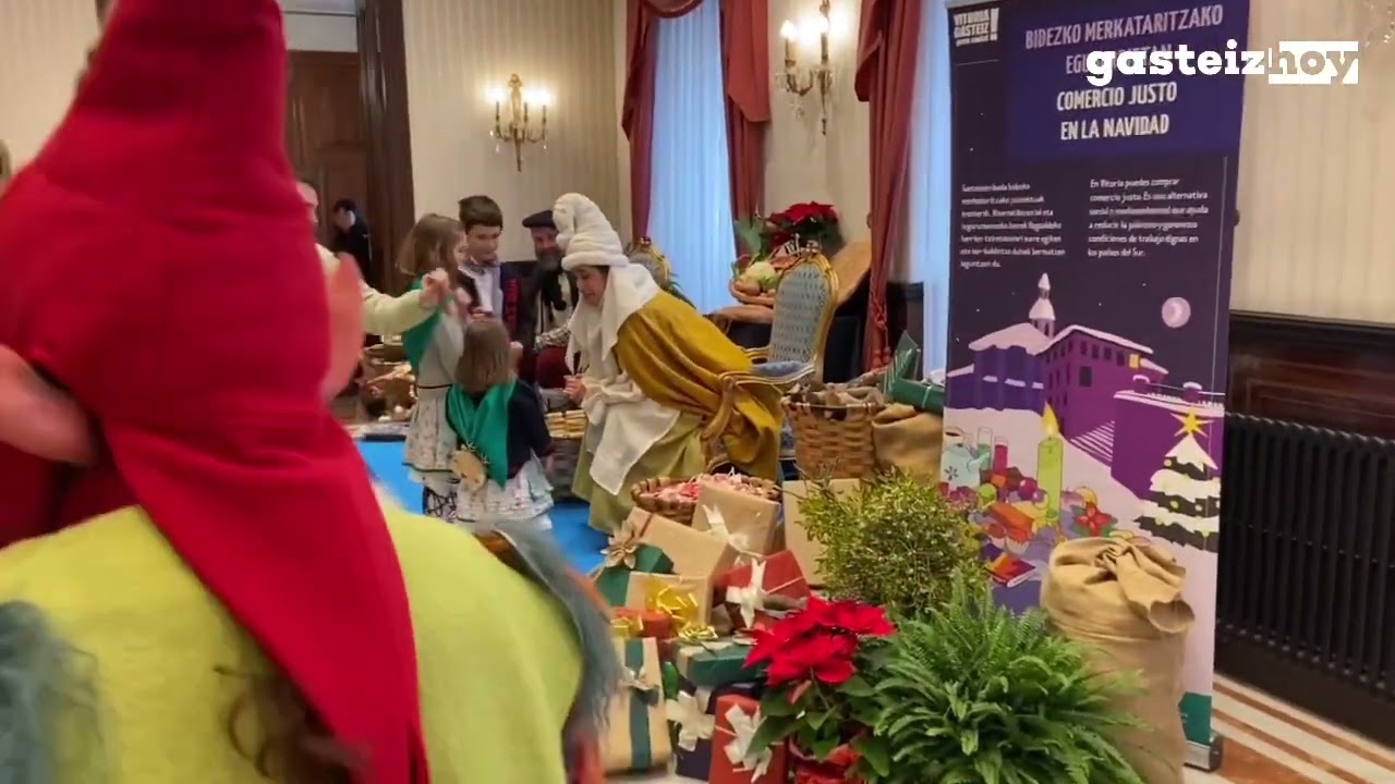 Olentzero y Mari Domingi en Vitoria-Gasteiz 2022