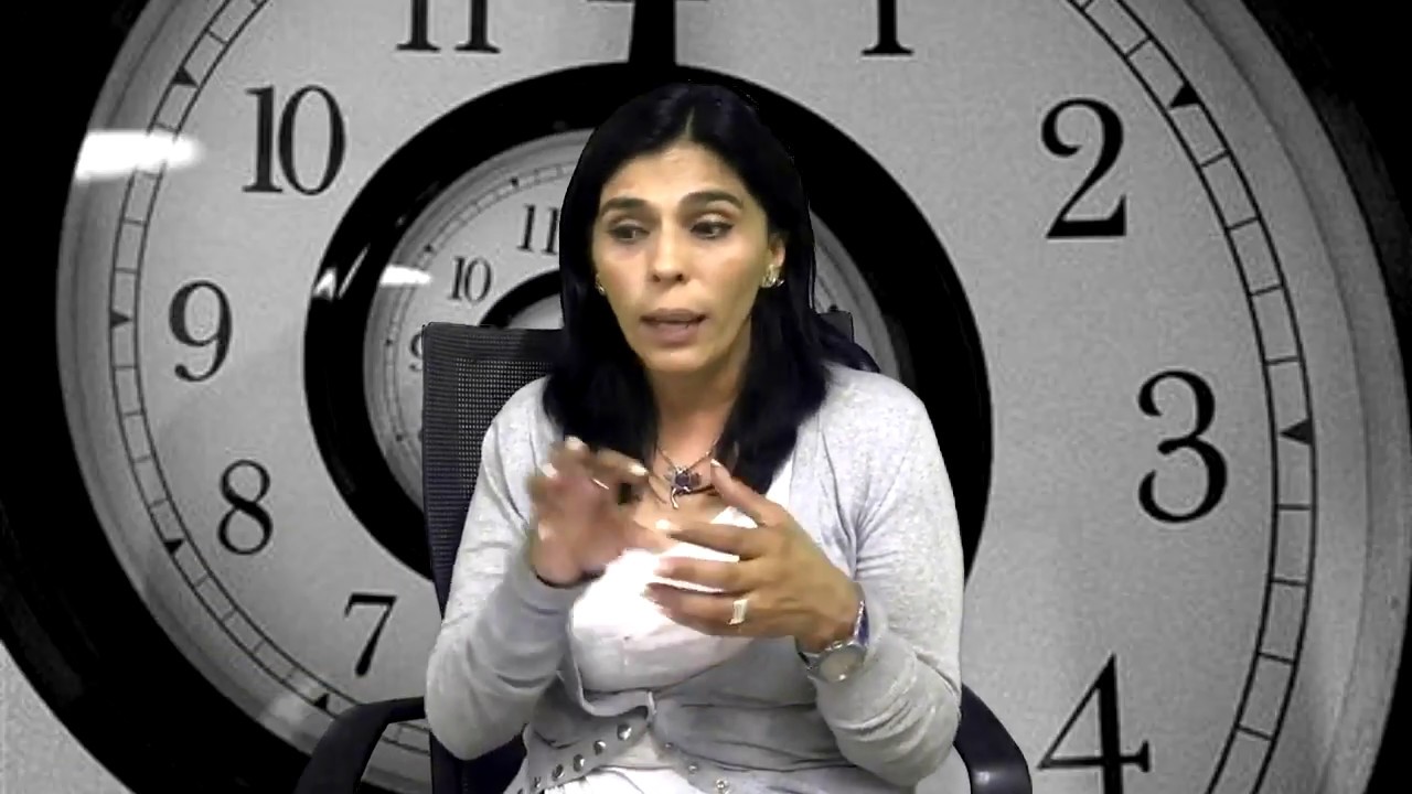 Alexx Cierra Las 4 Leyes Espirituales