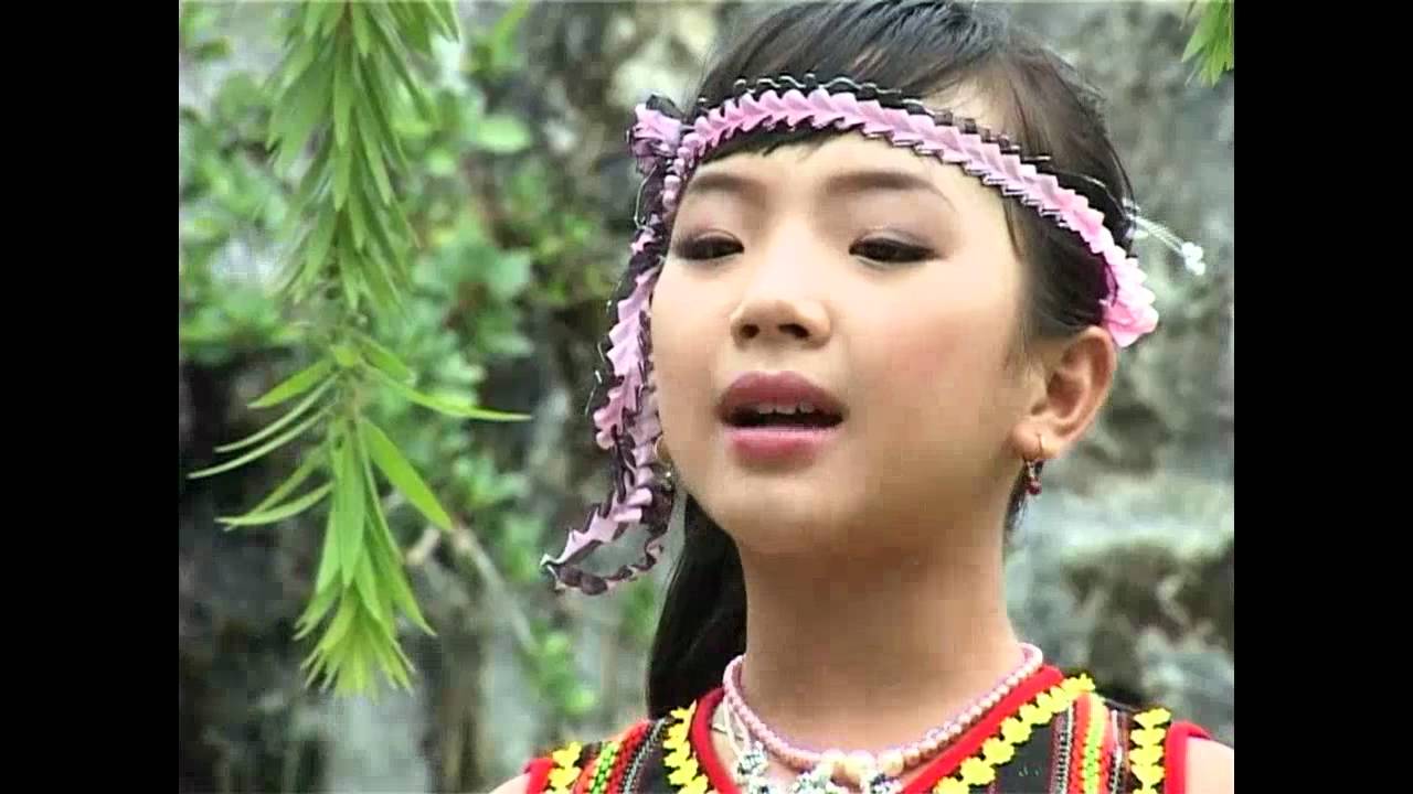 Tiếng Chày Trên Sóc Bom Bo - Bé Quỳnh Như - Thần đồng cổ nhạc 11 tuổi