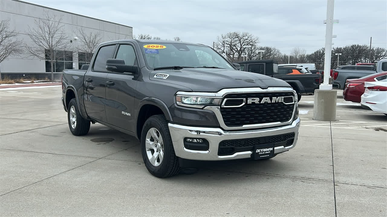 2025 Ram 1500 Big Horn/Lone Star Ames, Boone, Ankeny, Johnston, Altoona Iowa