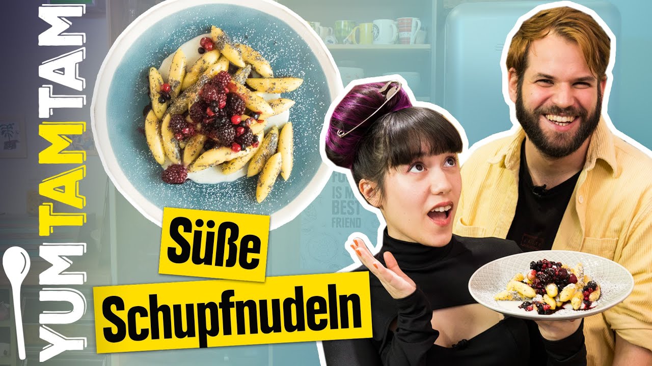 Süße Schupfnudeln // Mit Vanillesoße und Beerenkompott // #yumtamtam