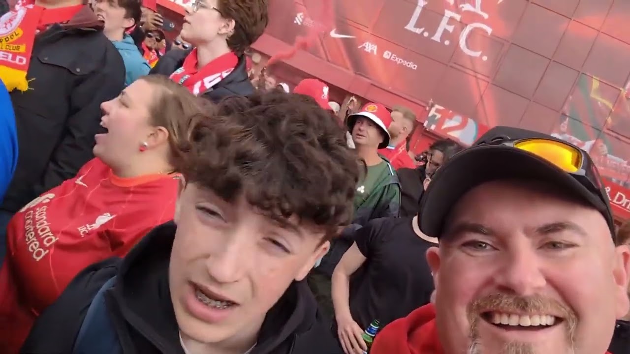 A weekend in Liverpool celebrating Liverpool winning the 24/25 premier League. 