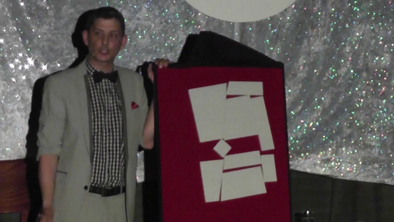 Puzzle des Lebens, Charlie Martin