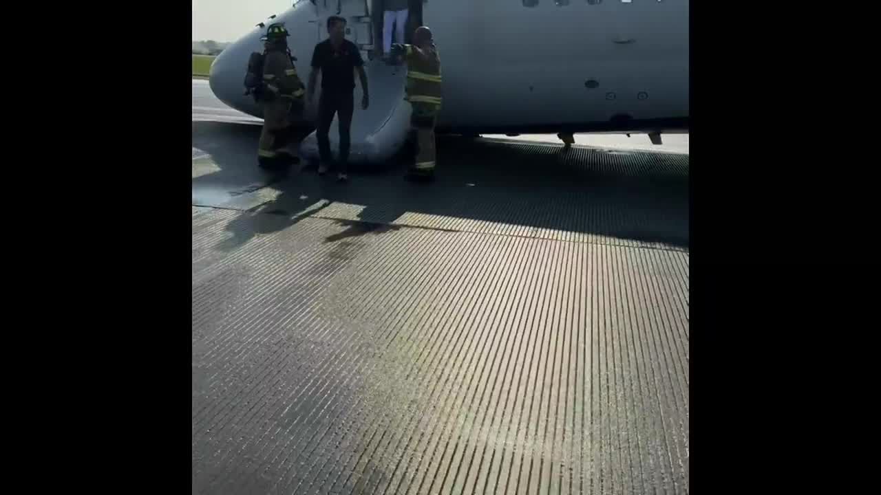 WATCH: Passenger footage from Delta flight’s emergency landing without nose gear