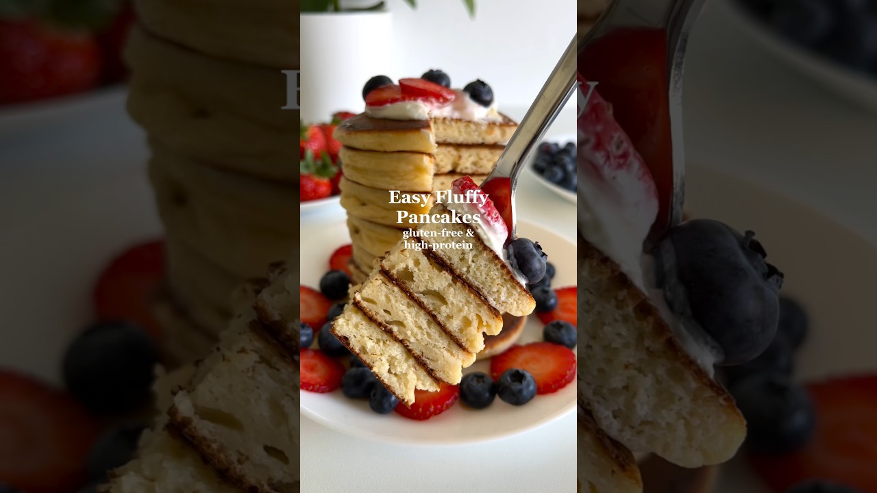 Healthy Breakfast Idea: Fluffy Pancakes (high-protein & gluten-free)🤩 #healthybreakfast #glutenfree