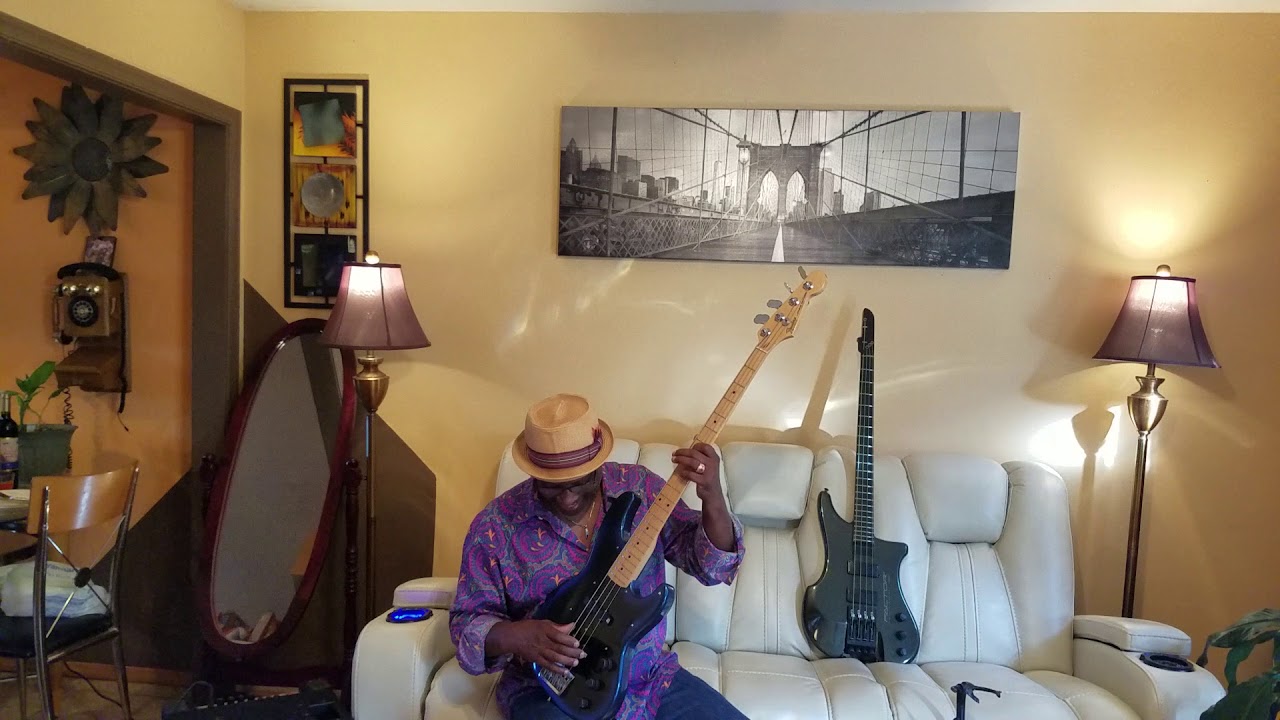 Fender KubicKI jazz..ya'll sleeping on her 