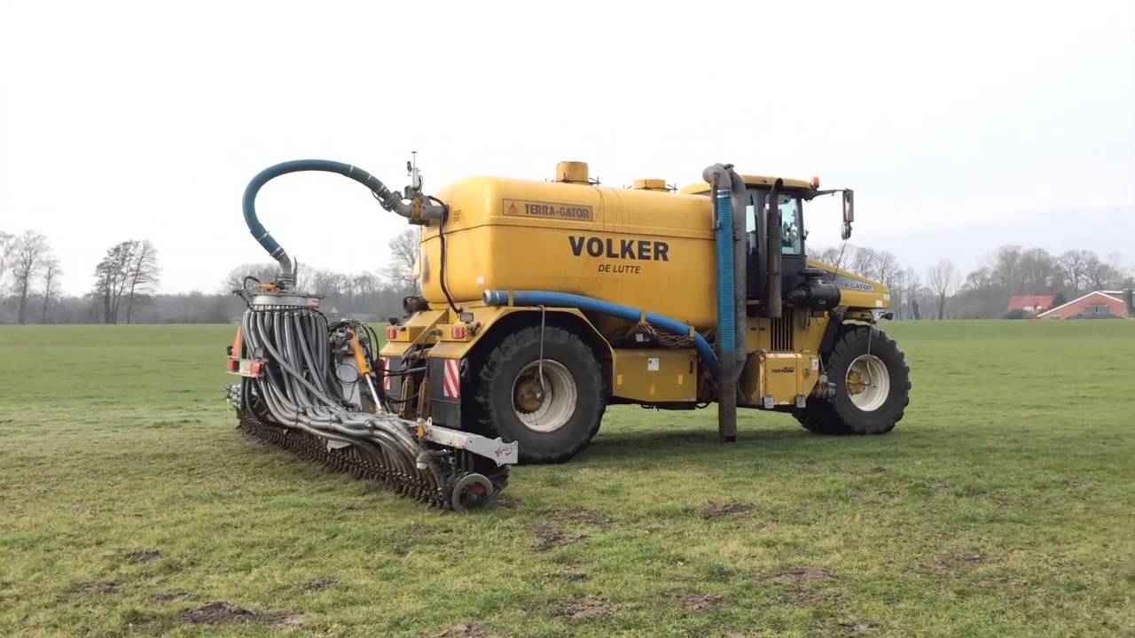VolkerBV | Terragator 8133 | Bemesten | 2016 | De Lutte | NL