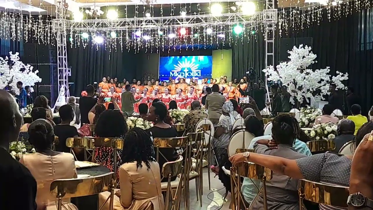 MSHIPI UKIIMBWA NA MT. CECILIA MAKUBURI - MKATOLIKI CONCERT