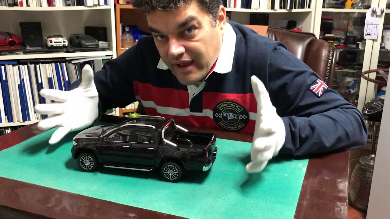Modelcar - review Mercedes X-Klasse 1/18 Norev