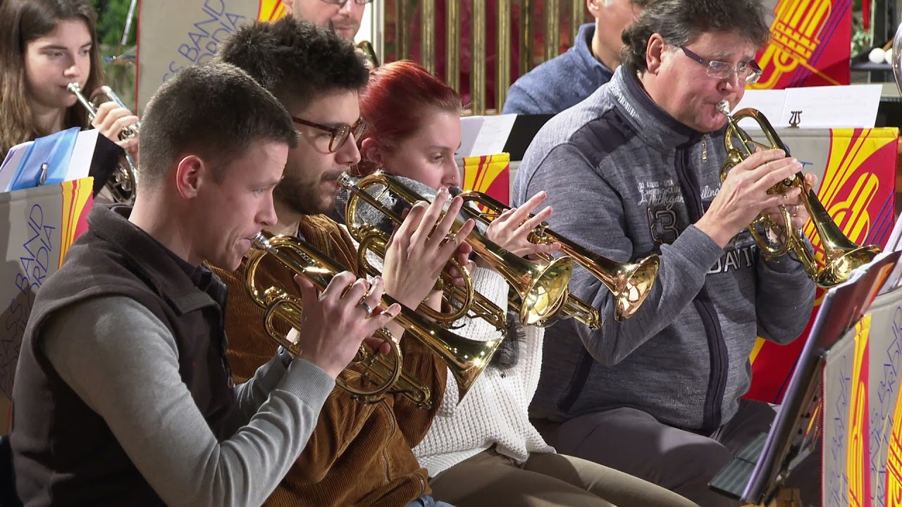 Brass Band Büsserach spielt 