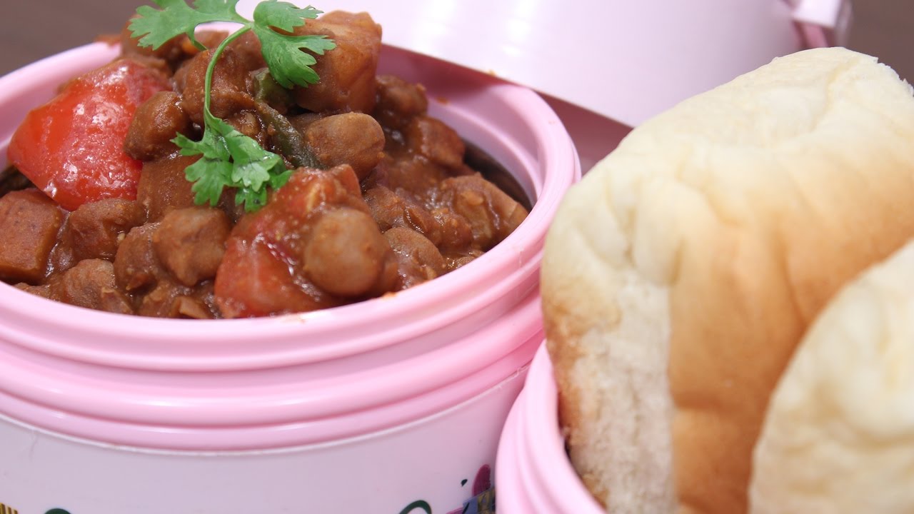 Aloo Chole | Tiffin Treats by Roopa Nabar | Sanjeev Kapoor Khazana