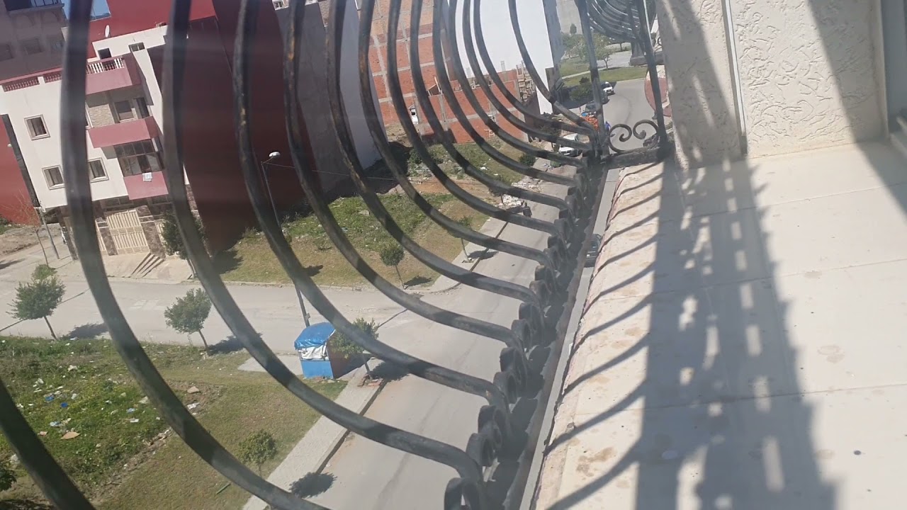 شقة للكراء بحي اهلا طنجة للاستفسار 0619280310