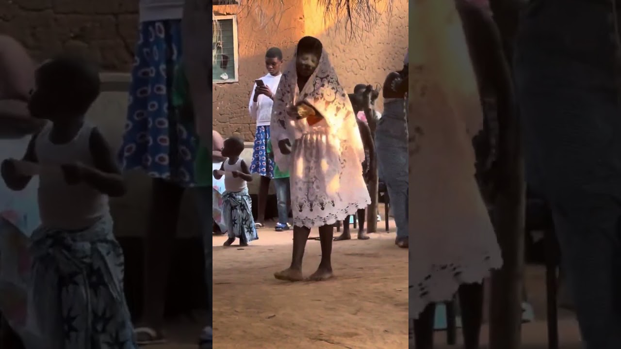 This is Blekete dancing 💃 from Azazu kope in the Volta region of Ghana 🇬🇭, west Africa.