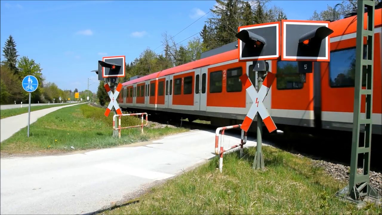 Bahnübergang Höhenkirchen-Siegertsbrunn 